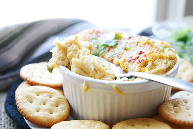 Crab Meat Au Gratin with crackers