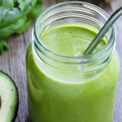 The BEST Green Smoothie Ever! - Amy in the Kitchen