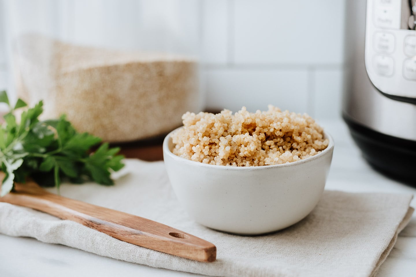 Perfect Instant Pot Quinoa Light and Fluffy! Amy in the Kitchen