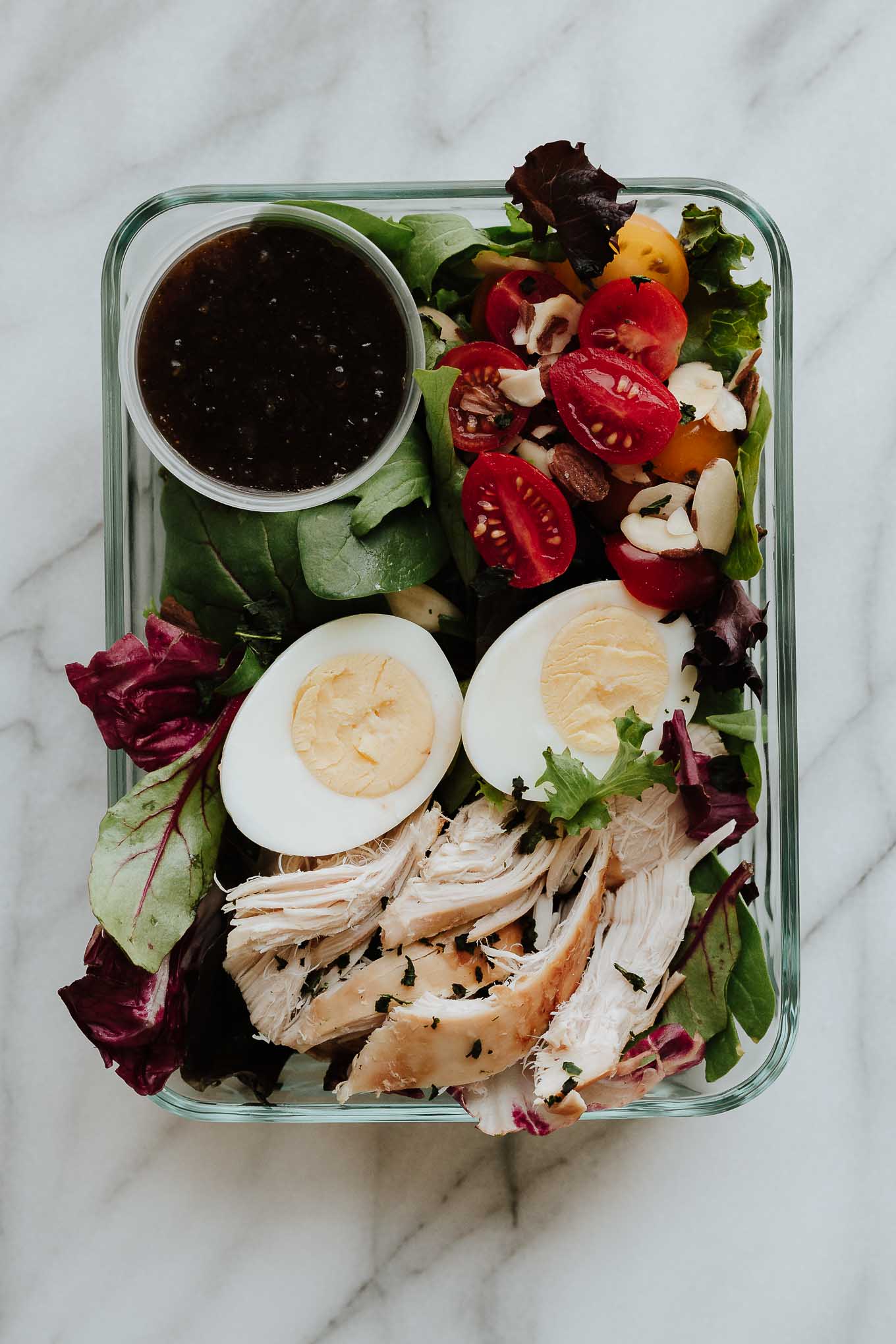 5 Easy Meals to Prep with 1 Rotisserie Chicken. Healthy lunches that help you clean out your fridge and save time! #mealprep #healthymealprep #mealplanning #rotisseriechicken